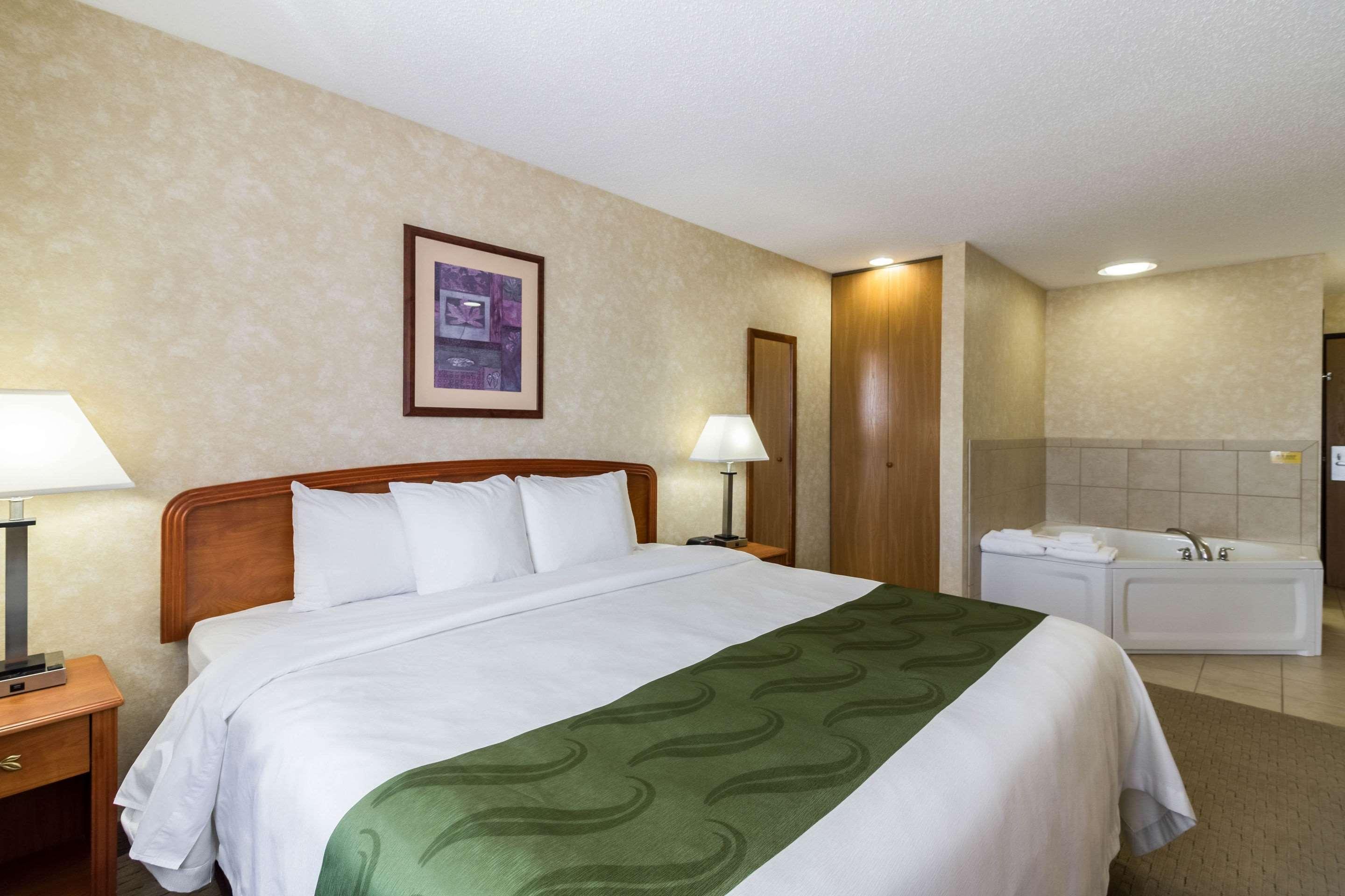 Quality Inn Marshall Mn Near University Ngoại thất bức ảnh